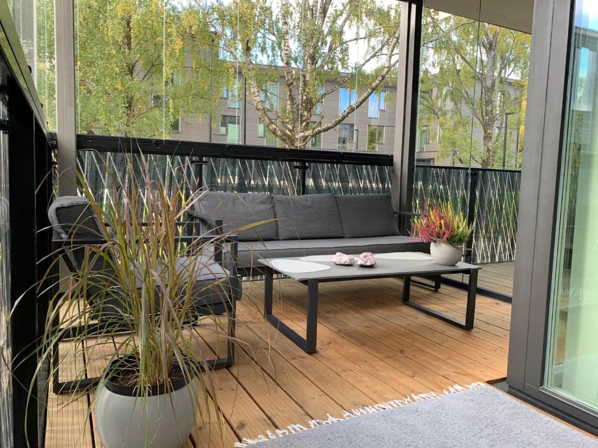 Oeoe Street Premium Apartment With Terrace ตาร์ตู ภายนอก รูปภาพ
